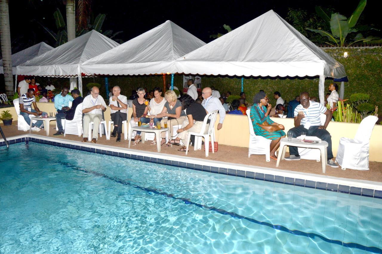 Residence Bertille Abidjan Cocody Eksteriør billede